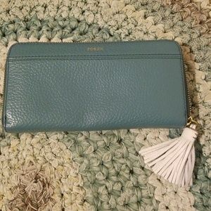 Fossil soft green/turquoise wallet with tassel